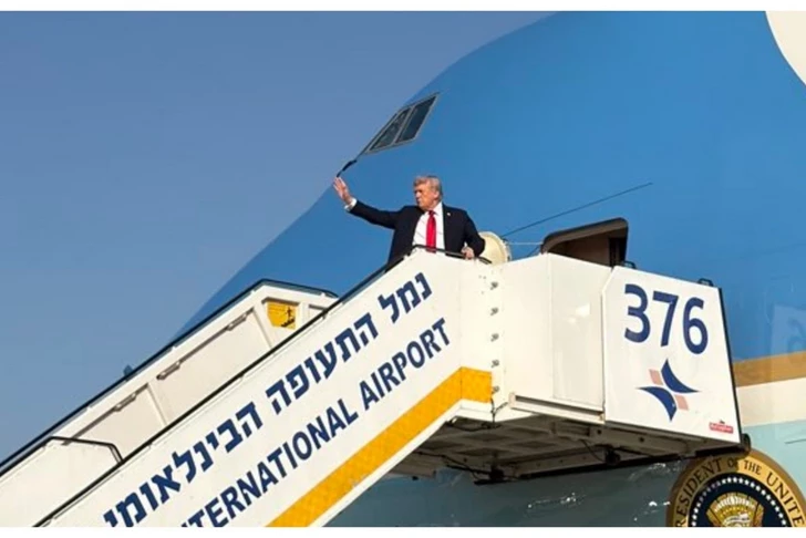 Трамп прибыл в Шарм-эш-Шейх