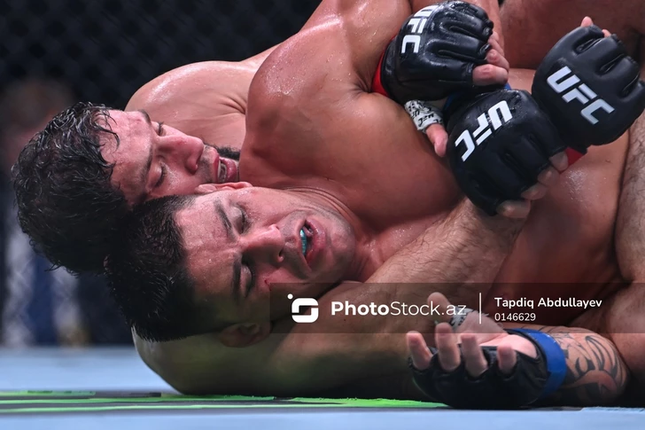Media.az - Новости Азербайджана - В Баку прошел турнир UFC Fight Night: Рафаэль Физиев одержал победу в главном бою основного карда
