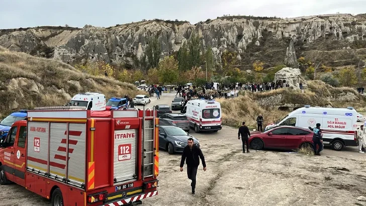 Media.az - Новости Азербайджана - В Турции обрушилась скала: есть погибшие и пострадавшие