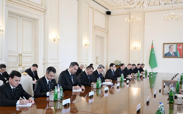 Media.az - Новости Азербайджана - Состоялась встреча президентов Азербайджана и Туркменистана в расширенном составе