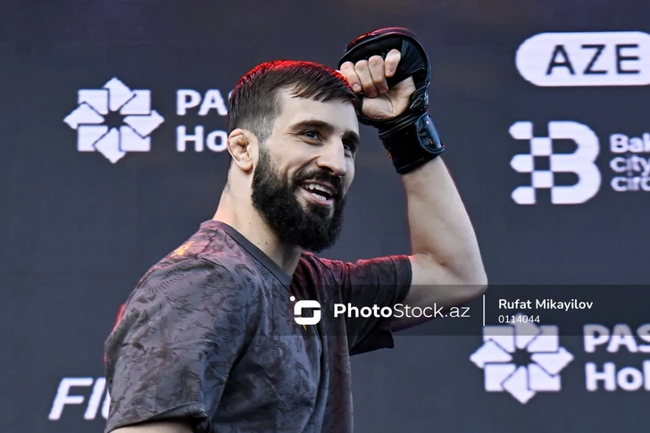 Боец UFC Назим Садыхов вернулся в Баку и пообещал болельщикам незабываемое зрелище