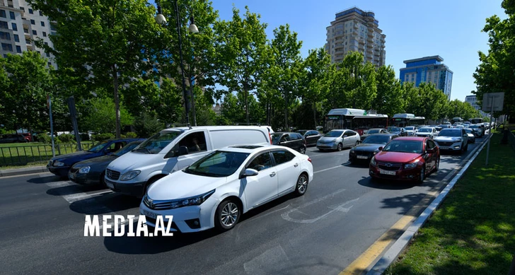 Лето оказалось провальным: почему в Баку снизился спрос на аренду автомобилей