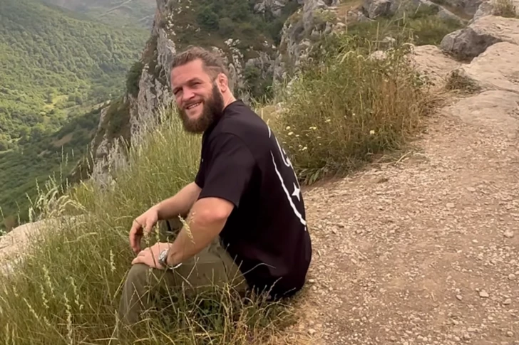Боец UFC Рафаэль Физиев посетил Карабах