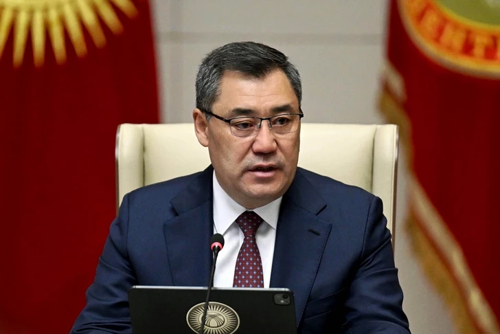 Президент Кыргызстана освободил от должностей трех министров