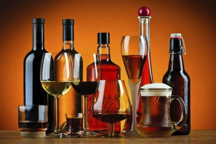 Продажа некачественных алкогольных напитков в Азербайджане будет пресечена: приняты поправки в закон