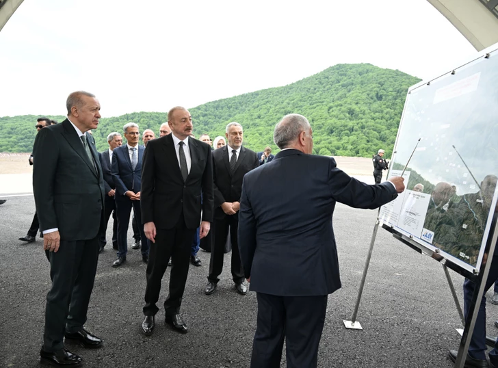 Президенты Азербайджана и Турции ознакомились со строительными работами на дороге Кяльбаджар - Лачын