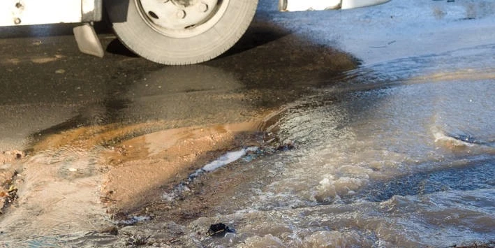 В Сабунчинском районе Баку вновь произошла авария на водопроводной линии