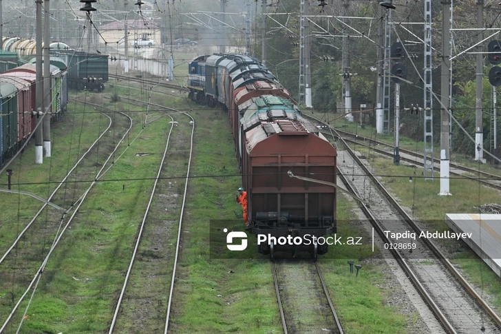 Media.az - Новости Азербайджана - Грузовой поезд с казахстанским зерном для Армении отбыл со станции Биляджари