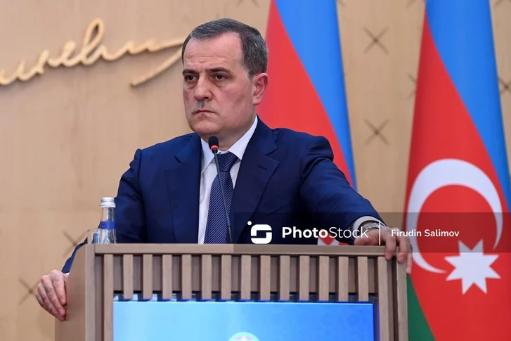 Джейхун Байрамов поделился публикацией по случаю Дня Победы Турции