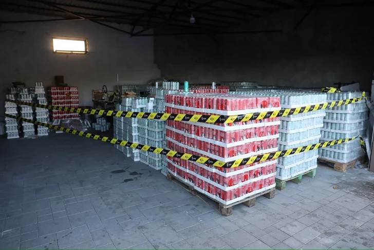 Media.az - Новости Азербайджана - В Баку конфисковано около 50 тыс. напитков с измененным сроком годности