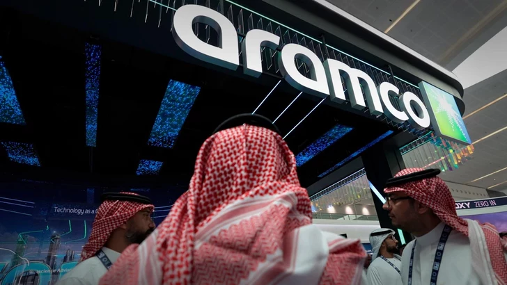 Saudi Aramco уведомила европейских клиентов о прекращении отгрузок нефти