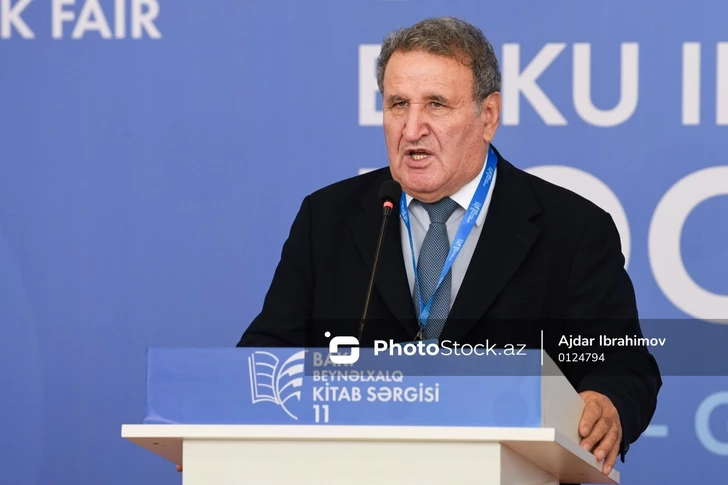Академия наук Азербайджана ждет решения суда по делу бывшего президента НАНА