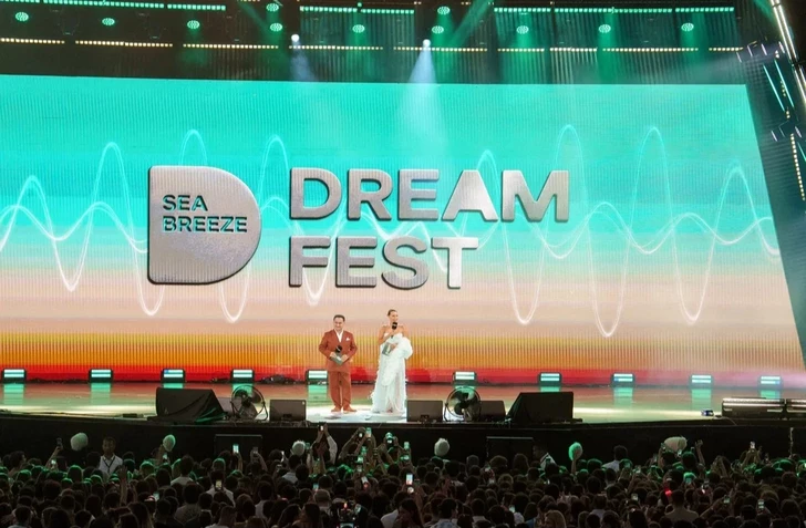 Media.az - Новости Азербайджана - Второй день DREAM FEST 2026 подарил зрителям яркие выступления мировых и отечественных звезд