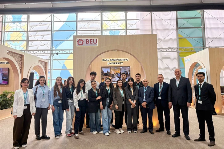 Азербайджанские университеты демонстрируют инновации на WUF13
