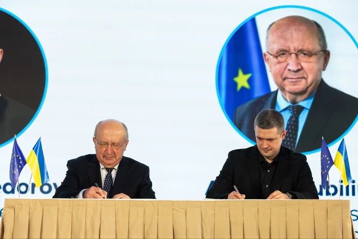 Еврокомиссия подписала соглашение с Украиной о двух оборонных программах