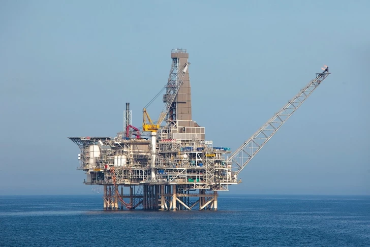 Отчет bp: с платформы  «Западный Азери»  на сегодняшний день добыто более 1 млрд баррелей нефти