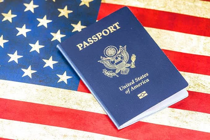 В США ввели новые ограничения на получение гражданства по рождению
