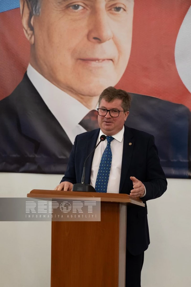 Media.az - Новости Азербайджана - Наследие великого лидера: в Москве почтили память Гейдара Алиева