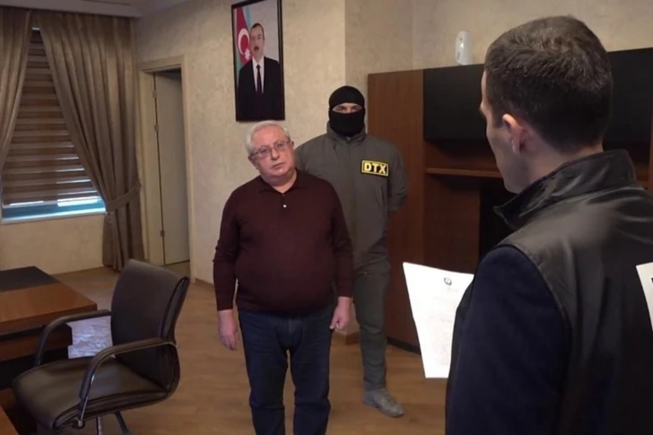 Суд удовлетворил жалобу банка на экс-главу ИВ Нефтчалинского района