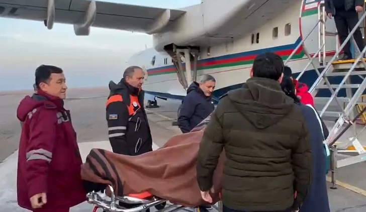 Media.az - Новости Азербайджана - Тела четверых погибших и семеро пострадавших в авиакатастрофе доставлены в Баку