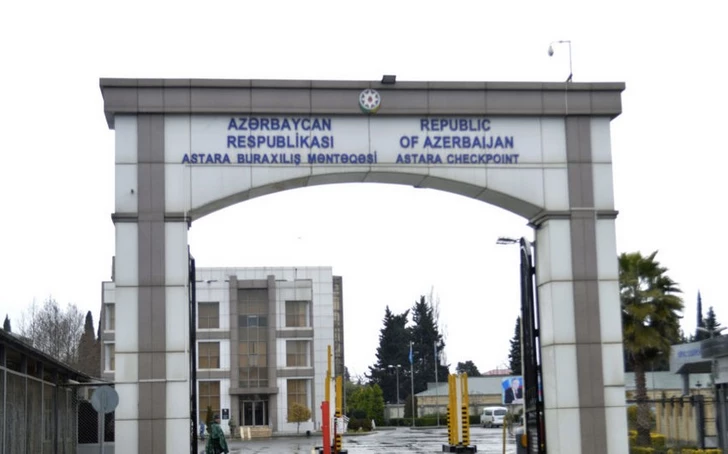 Группу российских ученых эвакуировали из Ирана в Азербайджан