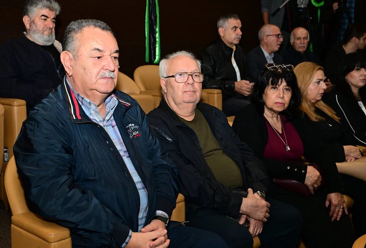 Media.az - Новости Азербайджана - В Баку прощаются с народным артистом Рамизом Гулиевым.