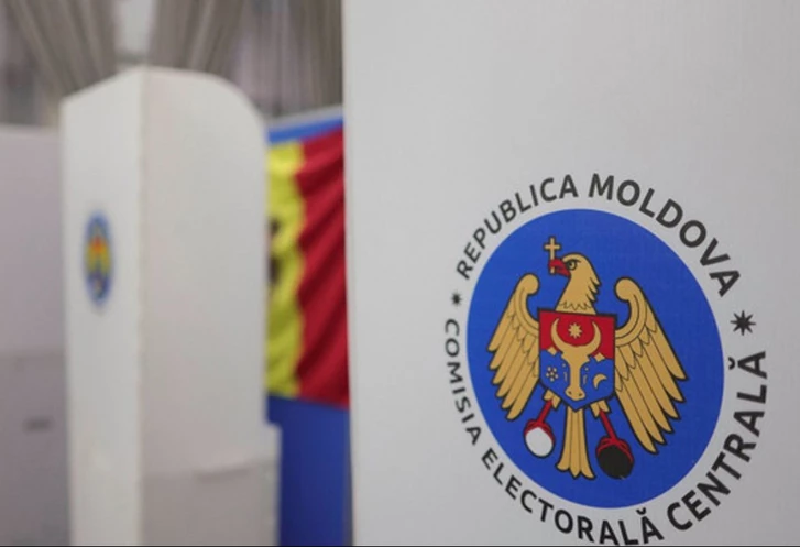 Партия Санду удерживает парламентское большинство в Молдавии