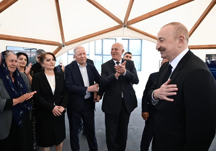Media.az - Новости Азербайджана - Президент и первая леди совершили поездку в Джебраильский район