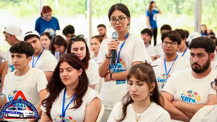Дорожная полиция Азербайджана провела открытый диалог с молодежью на Yay Fest