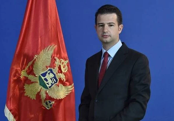Президент Монтенегро поздравил Ильхама Алиева