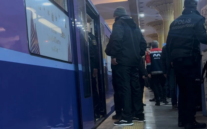 Смерть в бакинском метро: по словам очевидцев, мужчина осознанно бросился под поезд
