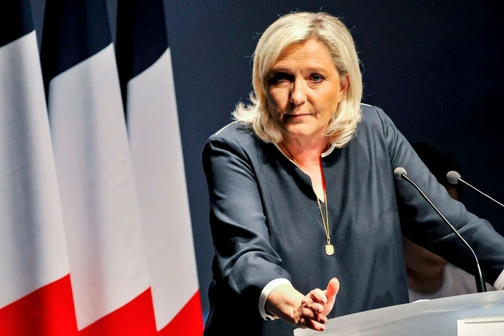 Партия Ле Пен обошла коалицию Макрона на первом этапе выборов во Франции