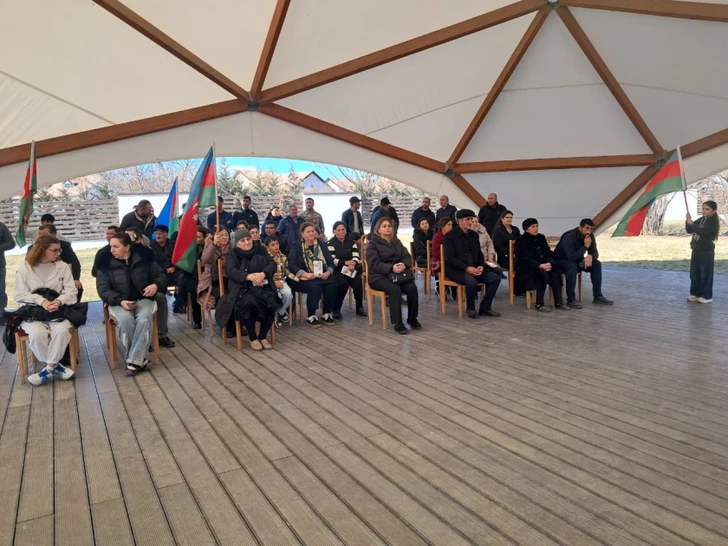 Media.az - Новости Азербайджана - В Гадруте, Гырмызы Базар Ходжавендского района и Ходжалы семьям вручили ключи от новых домов