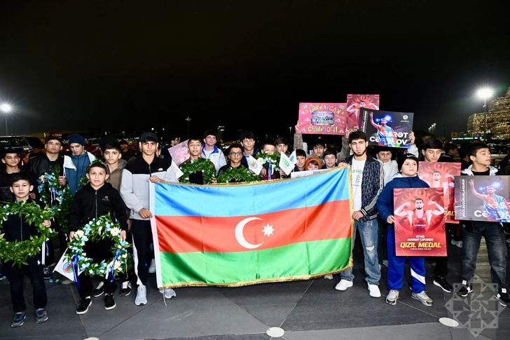 Media.az - Новости Азербайджана - В Баку встретили триумфаторов чемпионата Европы по борьбе