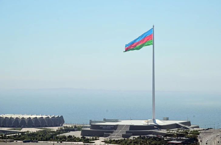 Media.az - Новости Азербайджана - Генеральный секретарь ЦК Компартии Вьетнама посетил Аллею шехидов