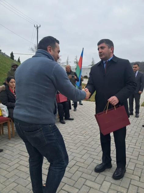 Media.az - Новости Азербайджана - В Ходжавенд и село Ханабад прибыли очередные группы бывших вынужденных переселенцев