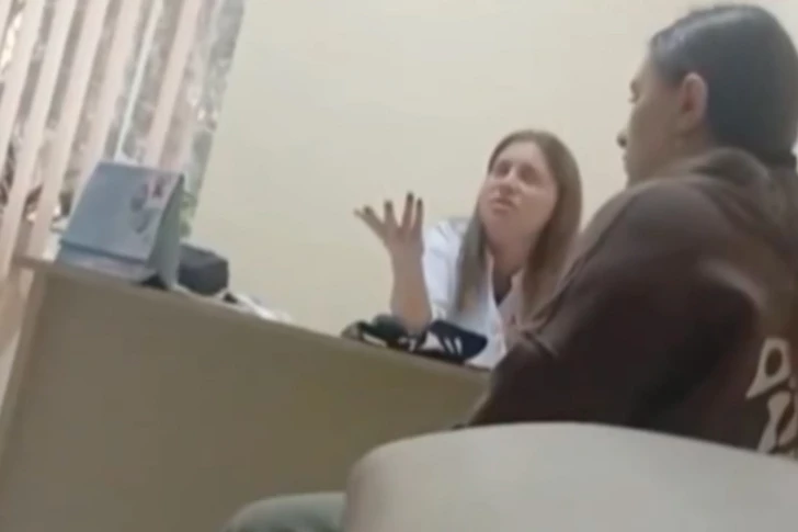 Невропатологу, грубо обращавшемуся с пациентом, объявлен выговор
