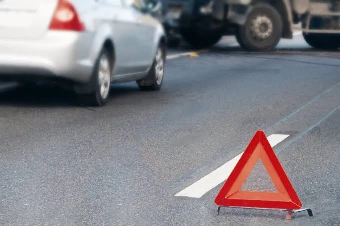 В Хазарском районе Баку произошло ДТП с участием трех машин