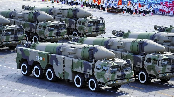 Китай стремительно наращивает ядерный арсенал - СМИ