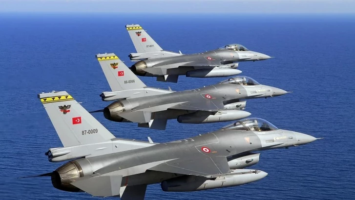 Турция перебросила в ТРСК шесть F-16 из-за конфликта вокруг Ирана