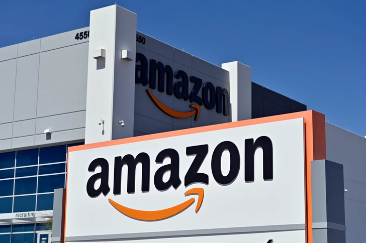 СМИ: Amazon фиксирует перебои в облачных сервисах на фоне ударов Ирана по странам Персидского залива