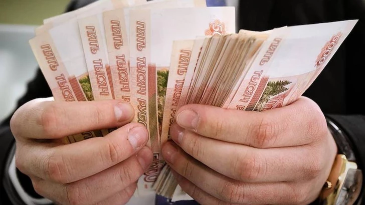 Вывоз наличных рублей из России в Азербайджан ограничили: что изменилось?