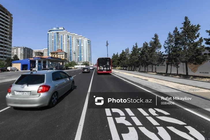 Смогут ли школьные автобусы в Баку ездить по выделенным полосам?