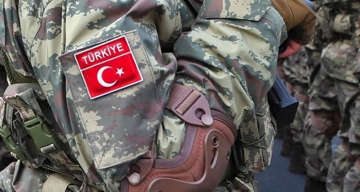 В 40 провинциях Турции задержали около 200 подозреваемых в членстве в ИГ и РПК
