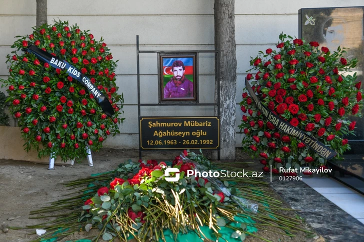 В Баку простились с шехидом I Карабахской войны Мубаризом Шахмуровым