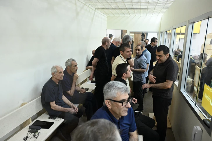 Media.az - Новости Азербайджана - Судебная коллегия Апелляционного суда на заседании по жалобам граждан Армении удалилась на совещание
