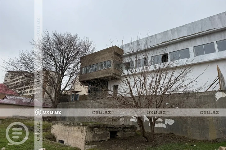 Media.az - Новости Азербайджана - Два года в обход: в Баку родители пожаловались на перекрытую дорогу к школе