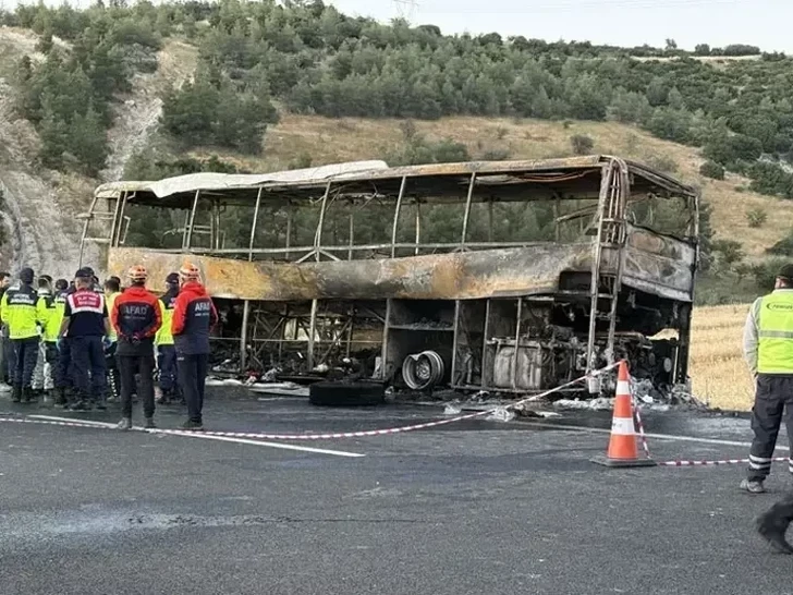 Трагедия в Турции: при пожаре в пассажирском автобусе погибли 8 человек