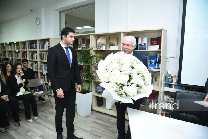 Media.az - Новости Азербайджана - Михаил Гусман удостоен звания почетного профессора Азербайджанского университета языков