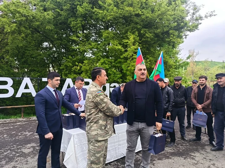 Media.az - Новости Азербайджана - Очередной караван бывших вынужденных переселенцев прибыл в Ходжавенд